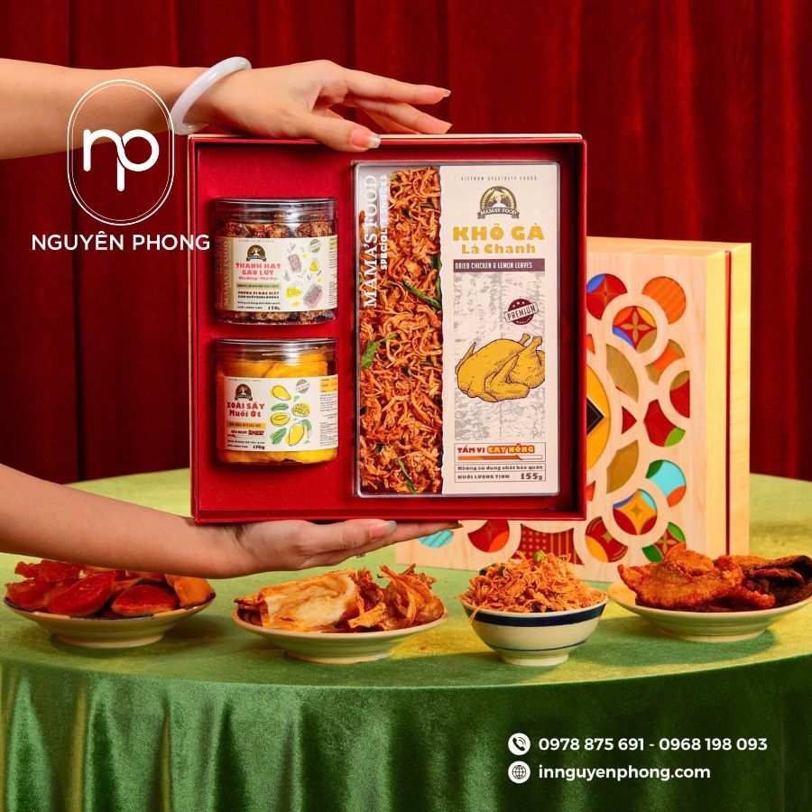 in-hop-dung-qua-luu-niem-ha-noi